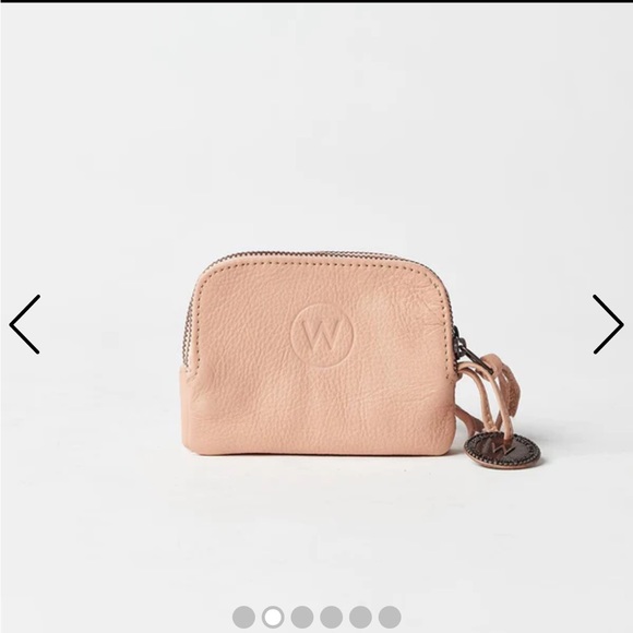 THE VENETIAN CARD WALLET IN BLUSH NWOT - Picture 2 of 12